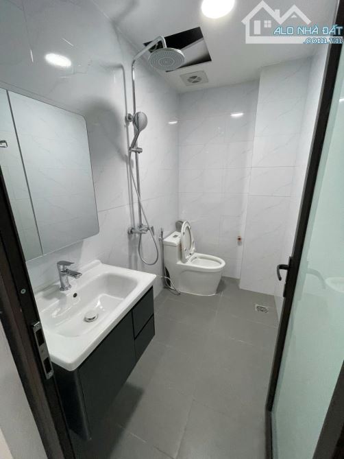 SIÊU HIẾM, bán nhà MỸ ĐÌNH - GẦN Ô TÔ, KINH DOANH, DÂN XÂY. CÓ SÂN ĐỂ XE. Chỉ 6 tỷ. - 3