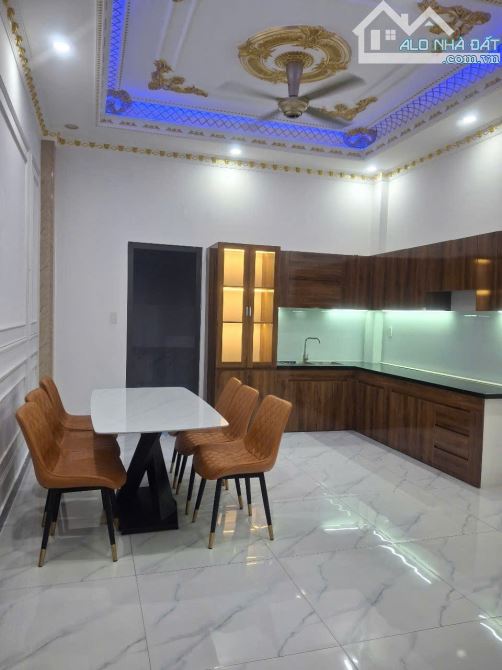Nhà sổ hồng riêng 1 trệt 2 lầu Kdc Văn minh thuận an bình dương 3 tỷ 950 triệu - 3