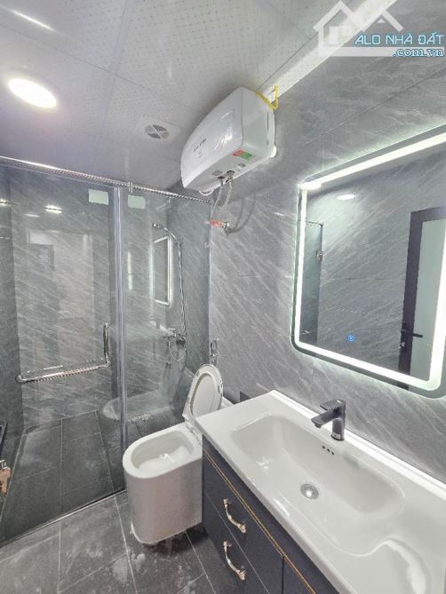 Bán nhà mới Dương Văn Bé 33m, 5 tầng, mt 4m, giá 7tỷ - 3