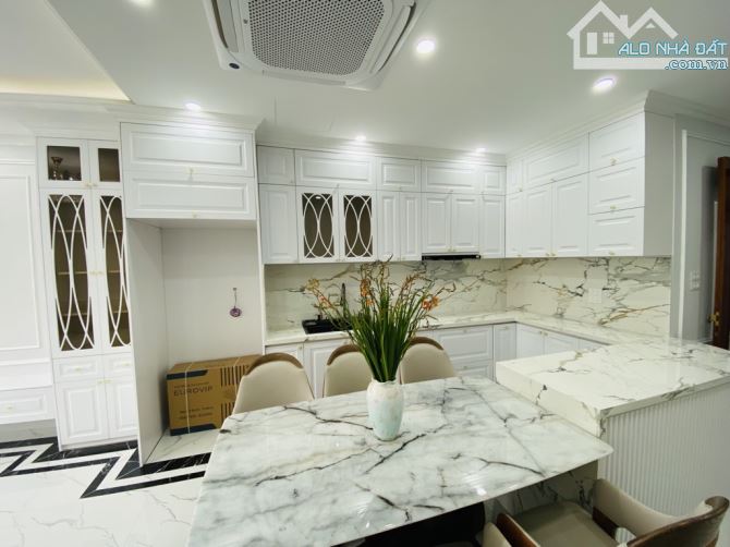 LIỀN KỀ -LA KHÊ 7 TẦNG THANG MÁY- KINH DOANH-Ô TÔ ĐỖ NGÀY ĐÊM - 3
