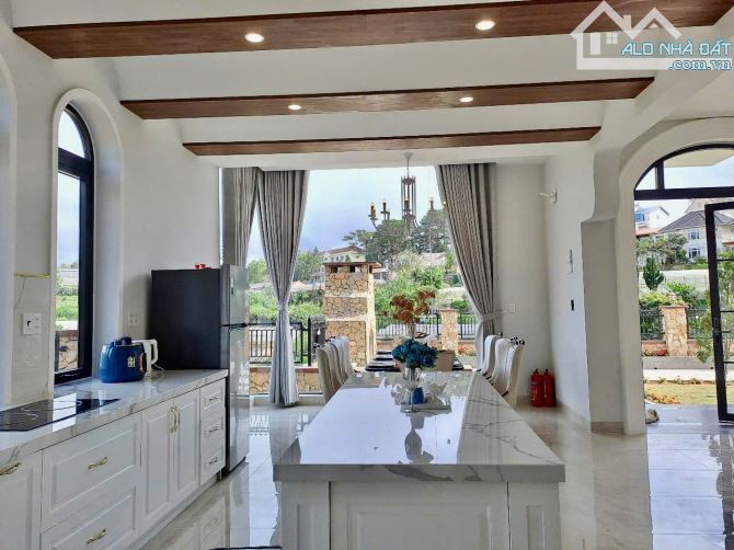 Bán Biệt thự sân vườn full nội thất, Đường Nam Hồ Đà Lạt. - 3