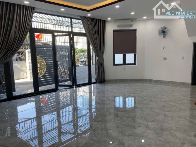 Bán nhà mới xây 3 tầng mặt tiền Mai An Tiêm-Vĩnh Phước cách biển 800m - 3