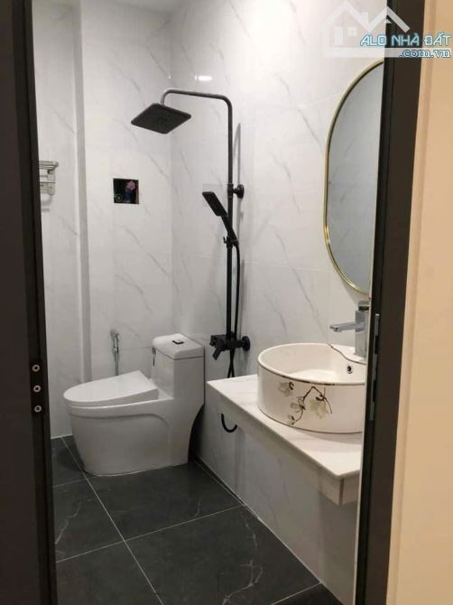 Bán căn 2 góc mặt tiền phường hiệp thành q12  4.5x15m , giá: 6 tỷ 45 còn TL - 3