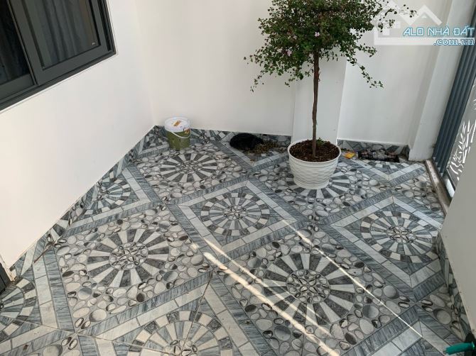 NHÀ KIỆT VỊ TRÍ TRUNG TÂM - SẠCH ĐẸP - FULL NỘI THẤT  - GIÁ CỰC TỐT - 3