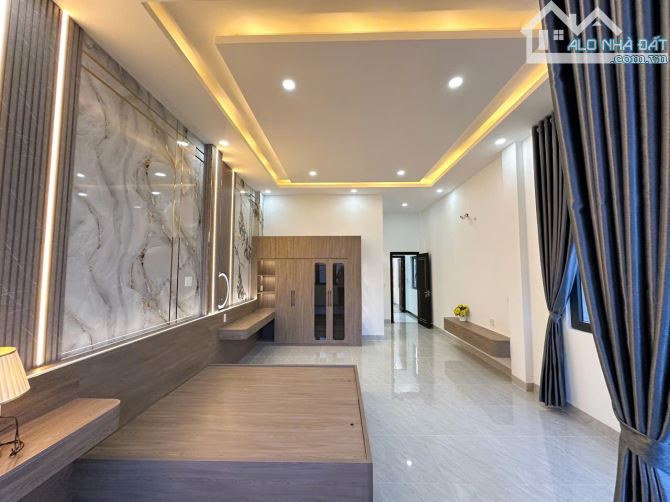Bán  nhà 1T3L góc 2 MT, ngay KDC Hoàng Minh Chánh P.Hóa An, đường ô tô 8m thông thoáng - 3
