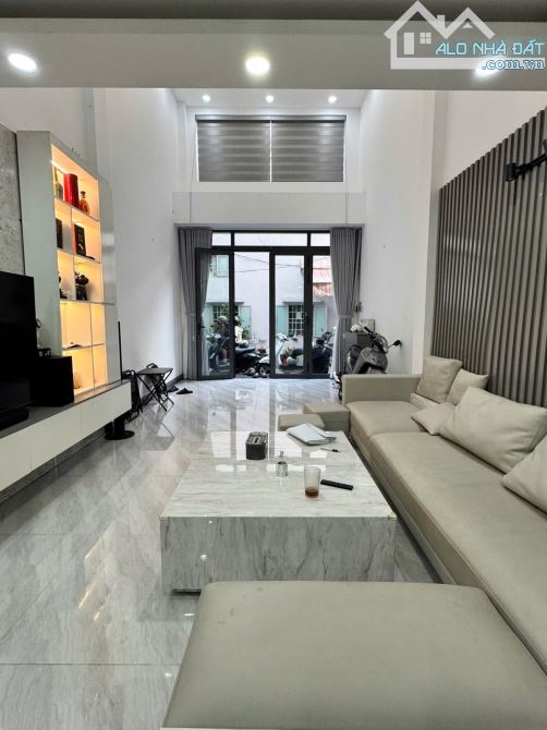 AN BÌNH - QUẬN 5 - SÁT MT - GẦN 70M2 - 5 TẦNG SIÊU ĐẸP - 7PN-7WC-  HCĐ. Giá 13.2 tỷ TL mạn - 3