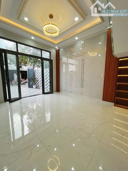 Nhà mới xây đường ô tô ngay chợ Trung Thành 4,2x20 SHR 4PN 2WC - 3
