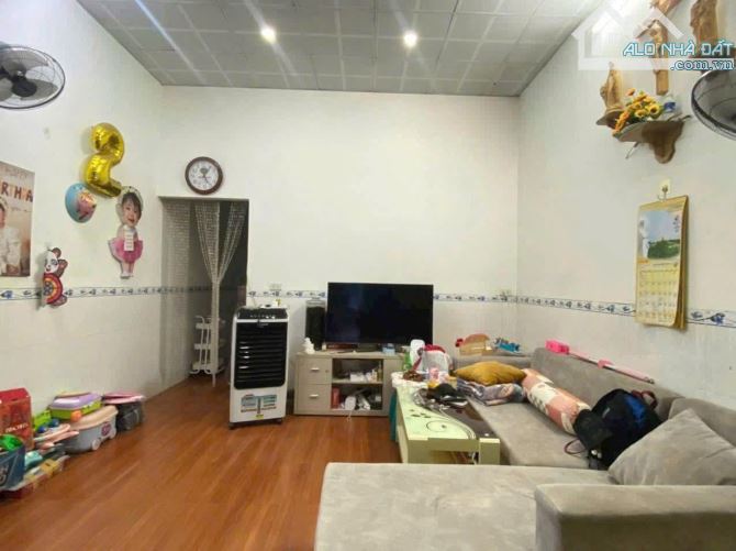 BÁN NHÀ CẤP 4, 104M2, ĐƯỜNG 2 XE HƠI NÉ NHAU KDC ĐINH THUẬN, PHƯỜNG TÂN HIỆP. - 3
