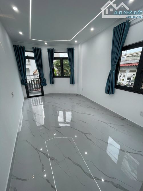 BÁN NHÀ BÌNH TÂN – 4 TẦNG – LÔ GÓC 2 MẶT TIỀN – HẺM XE HƠI – CHỈ 5.1 TỶ - 3