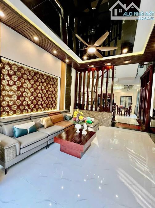 BÁN NHÀ 3 TẦNG MẶT TIỀN ĐƯỜNG 7M5 – KẸP KIỆT THOÁNG MÁT – GẦN BIỂN NGUYỄN TẤT THÀNH - 3