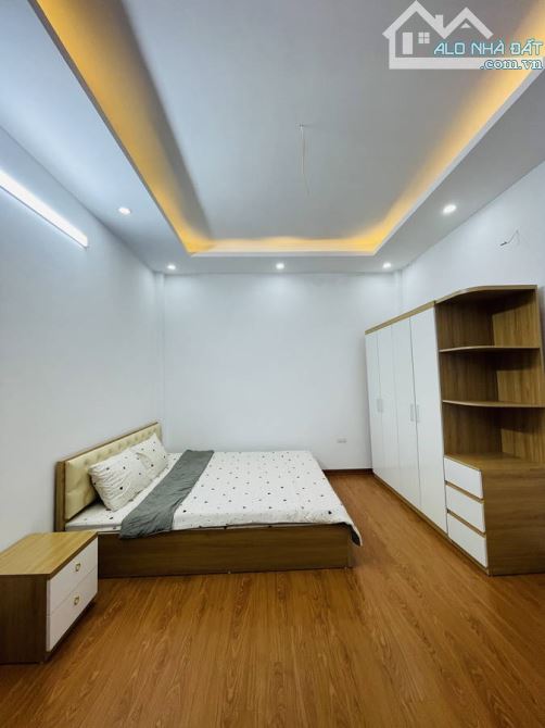 BÁN NHÀ gần  PHỐ HUẾ– 65M² x 5 TẦNG X MT 4m– THANG MÁY – 7 PHÒNG KÉP KÍN – 13.9 TỶ - 3