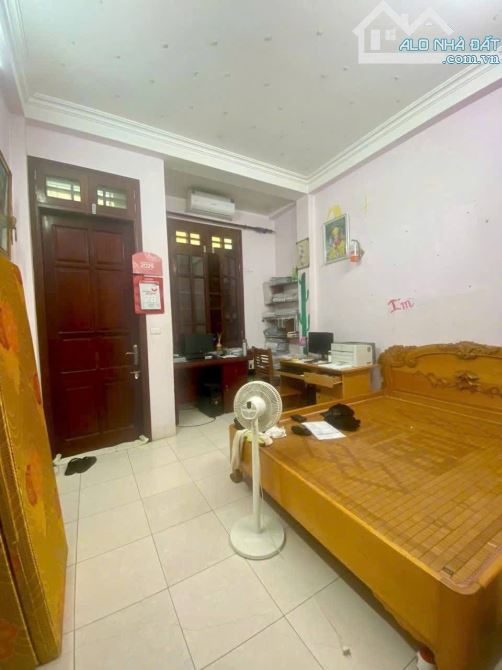 Nhà mặt phố, KD, 3 ô tô tránh vỉa hè, dân xây chắc chắn, 5 tầng, giá 13,7 tỷ - 3