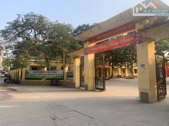Lô đất to .mặt tiện rộng,Đường oto tránh nhau.121,2m full sổ đẹp sẵn sàng giao dịch . - 3