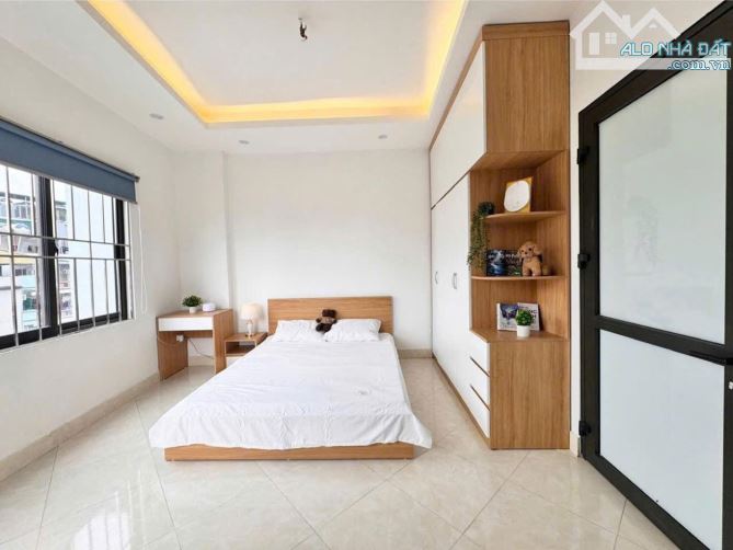 TÒA CCMN MỸ ĐÌNH 2 - 55M - LÔ GÓC - MỚI TOANH - 12 PHÒNG KK - THANG MÁY HỊN - GIÁ 13.7 TỶ - 3