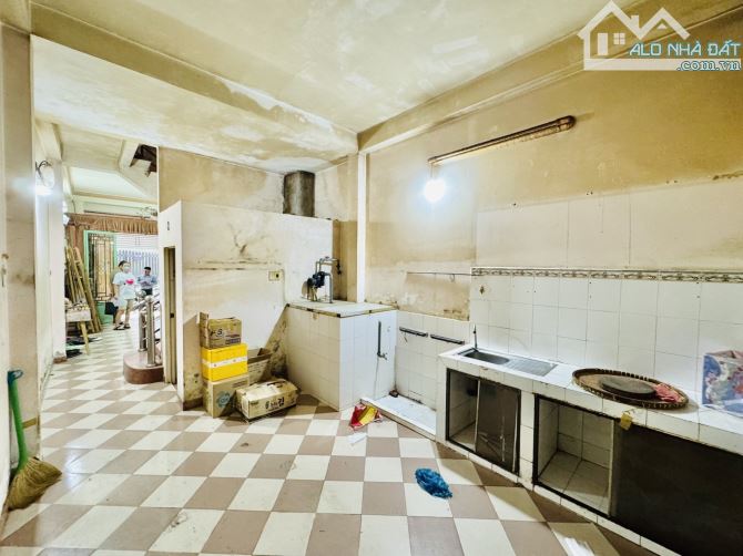 Hẻm 6M Kinh Doanh ngay Nguyễn Kim. Q10. 50m2. 4 tầng 4Pn. 1 đời chủ. Chỉ 9.5 tỷ - 3
