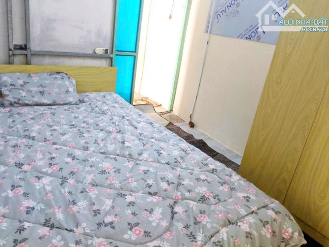 Cho thuê nhà giá rẻ 4m x 9m hẻm Nguyễn Văn Đậu, Bình Thạnh - 3