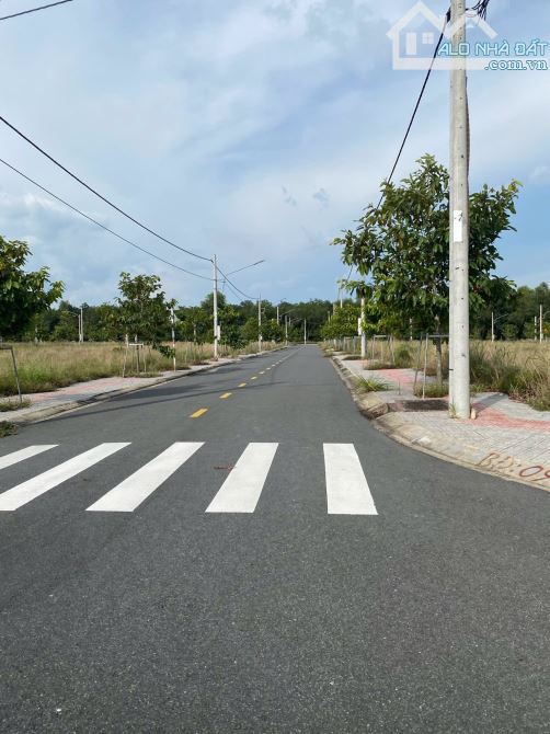 Mở bán DA Central Point - Bàu Bàng. Giá chỉ từ 2 tỷ 250 / 75m2. Sổ riêng từng nền - 3