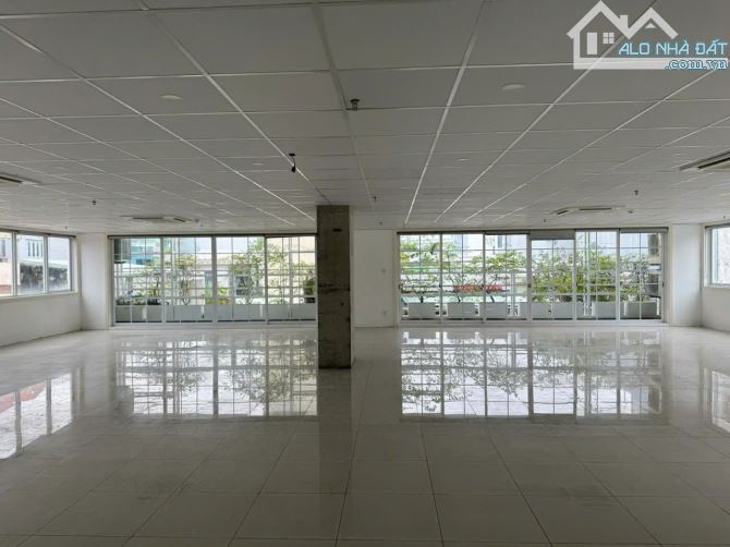 Văn phòng 300m2 Núi Thành, Hải Châu, làm việc 24/7 chỉ 12.5$ - 3