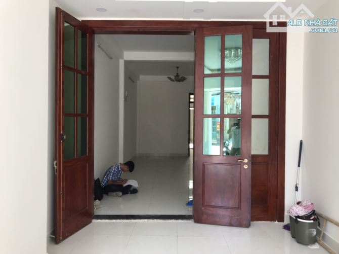 Bán mặt tiền Trần Quý Cáp 4x33 1T2L Đang cho thuê 35tr/tháng - 3