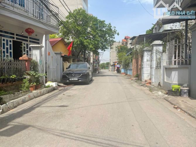 Bán đất căn góc tặng nhà 3 tầng còn mới, đường ô tô tránh tại tổ 12 Thạch Bàn định cư đỉnh - 3