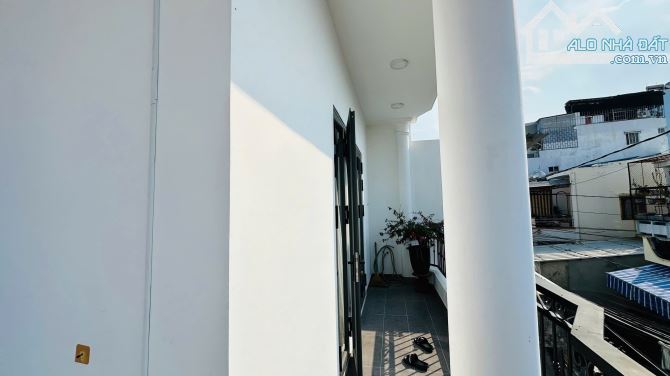 Bán Nhà Phước Tân Hẻm Lạc Long Quân đi vào Nha Trang Hạ Còn 3Tỷ700 - 3