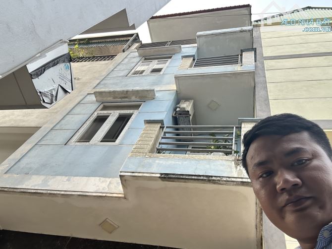 NHÀ DÂN XÂY 4 TẦNG 2 MẶT NGÕ OTO ĐỖ CỔNG , SÁT CẤP 3 HOÀI ĐỨC A , 500m ra TRỊNH VĂN BÔ - 3
