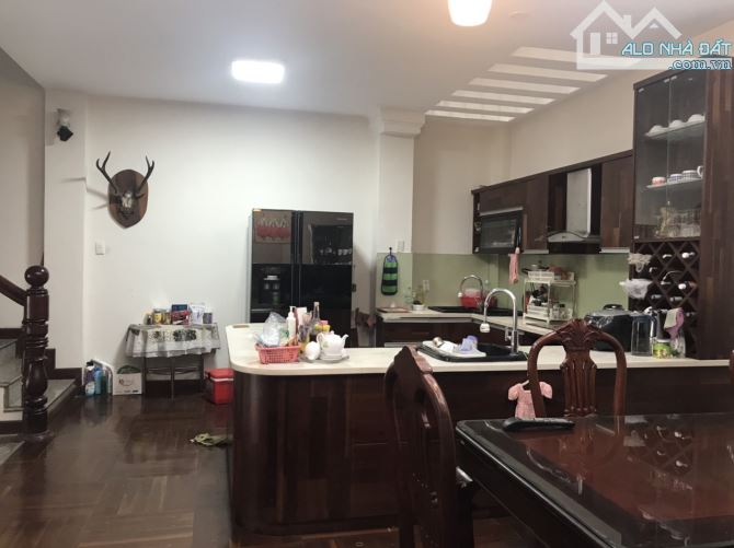 Hot! Biệt Thự 43R/ Hồ Văn Huê, P.9, Phú Nhuận (7.1x16m) 3 tầng - 29.9 tỷ - 3