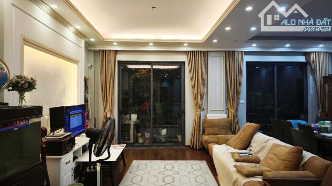 KINH DOANH VIP, LÔ GÓC 70M², 4 TẦNG, Ô TÔ TRÁNH – CẦU GIẤY THÔNG NGUYỄN VĂN HUYÊN - 3