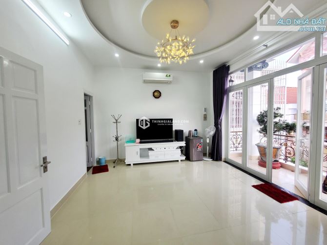 BÁN NHÀ ĐẸP 1T3L MẶT TIỀN PHƯỜNG 8, NGANG 13M - GIÁ 12.5 TỶ , HƯỚNG ĐN SIÊU MÁT - 3