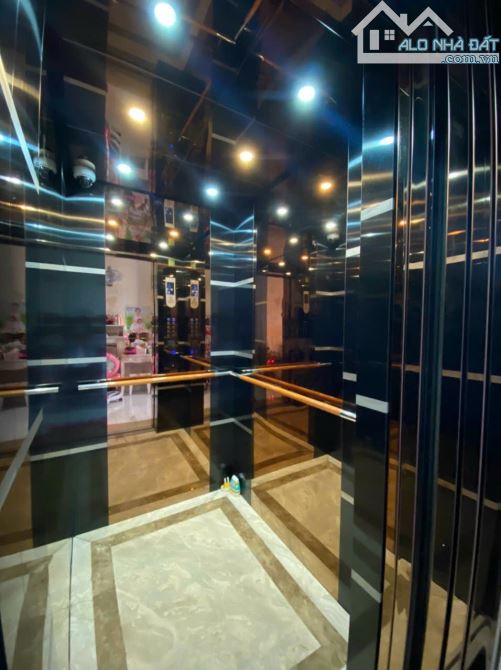 SIÊU PHẨM DUY NHẤT - Nhà HXH Hoàng Hoa Thám, Bình Thạnh. HĐT 70tr/tháng. Giá 17.5 tỷ - 3