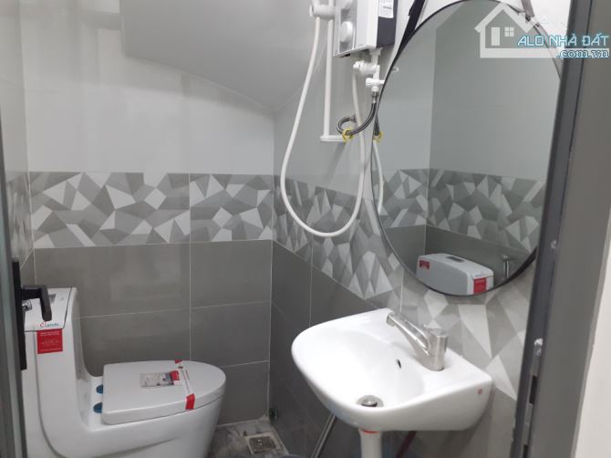 Cho thuê nhà Nguyễn Hữu Cảnh, Bình Thạnh – 3.5x11m, 2PN - 3