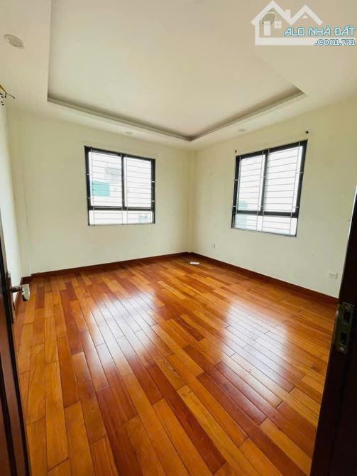SIÊU PHẨM TRƯƠNG ĐỊNH - 66M2, 7 TẦNG THANG MÁY - Ô TÔ TRÁNH, VÀO NHÀ - KINH DOANH VĂN PHÒN - 3