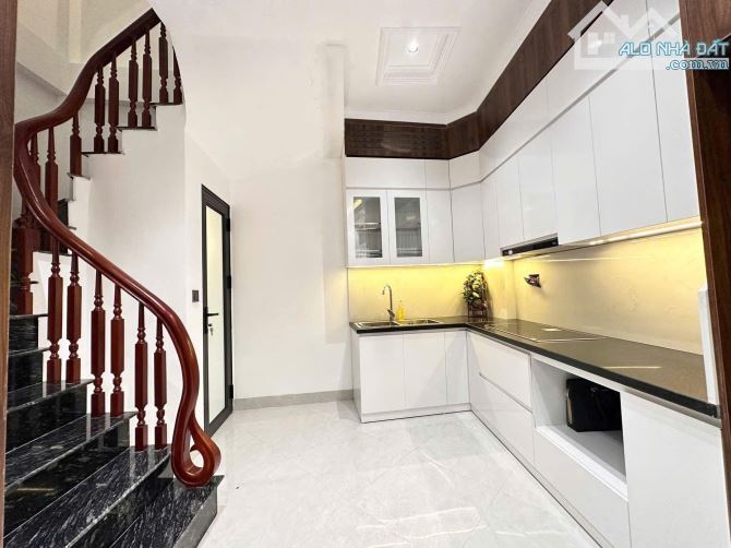 Hạ 500tr nhà Yên Hòa Cầu Giấy mới tinh ngõ to 5T 33m2 MT 4.6m đủ nội thất ở luôn 7.98 tỷ - 3