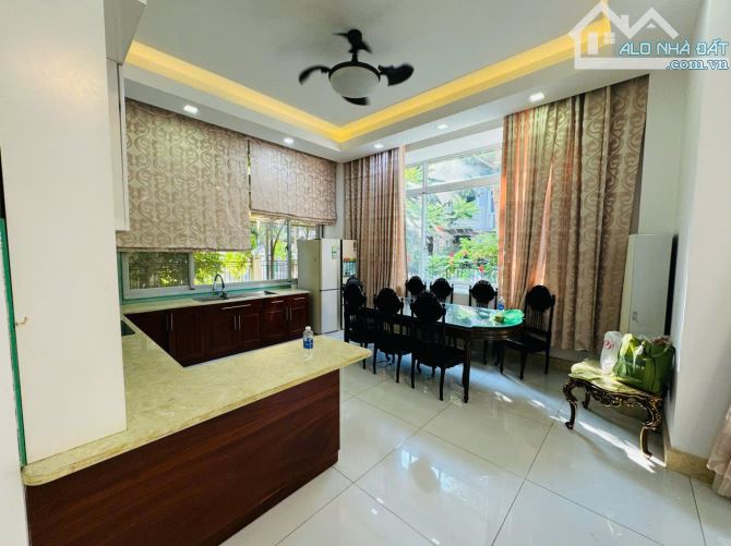 Cho thuê biệt thự đơn lập  Nam Viên PMH Q7.DT 280m2 4pn 69tr/th. - 3