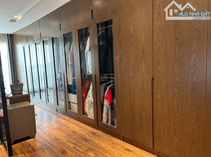 SIÊU PHẨM LÔ GÓC 125M2 CHÙA LÁNG - THIẾT KẾ THÔNG SÀN - 3 MẶT Ô TÔ - GIÁ 40 TỶ - 3