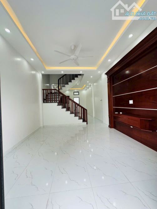 Nhà 3 tầng , độc lập, sân cổng riêng, tại Thành Công , Đặng Cương, An Dương. - 3