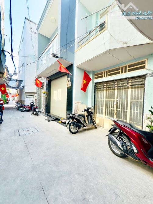 Bán nhà 1 lầu hẻm 125 Nguyễn Thị Tần Phường 2 Quận 8 - 3