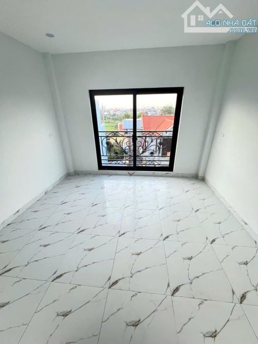 Siêu phẩm Nhà Lạc Thị Ngọc Hồi 40m 5 t lô góc gara ô tô nhà mới Koong giá 6.4 tỷ - 3