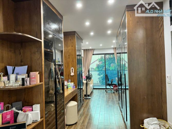 Nhà đẹp 7 tầng đường Cầu Giấy, 3  bước ra đường lớn, 60m2, 25 tỷ - 3