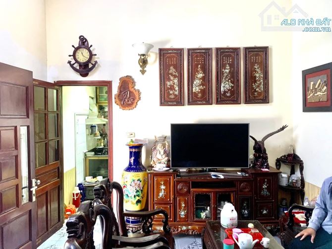 Bán Nhà Mặt Phố Quận Hoàn Kiếm 125m4T MT5,9m Vỉa Hè 1 SỔ 1 CHỦ 78,8 Tỷ Hàng Chiếu. - 3