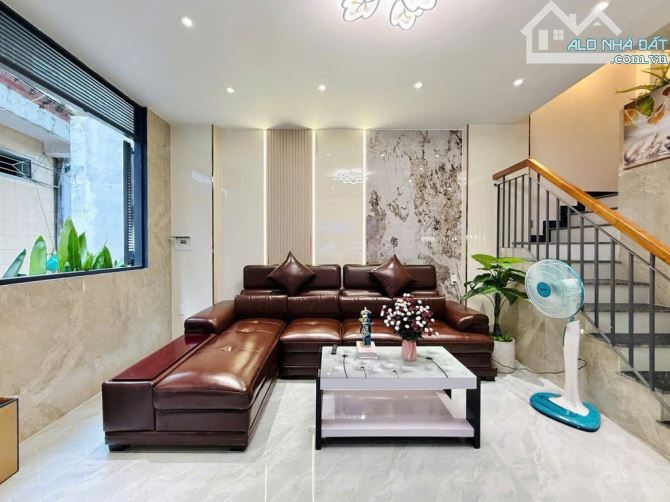BÁN NHÀ HẺM 494 LÊ QUANG ĐỊNH, P1, GÒ VẤP – 48M² – NHÀ ĐẸP – NỞ HẬU CHỮ T – 5 TỶ - 3