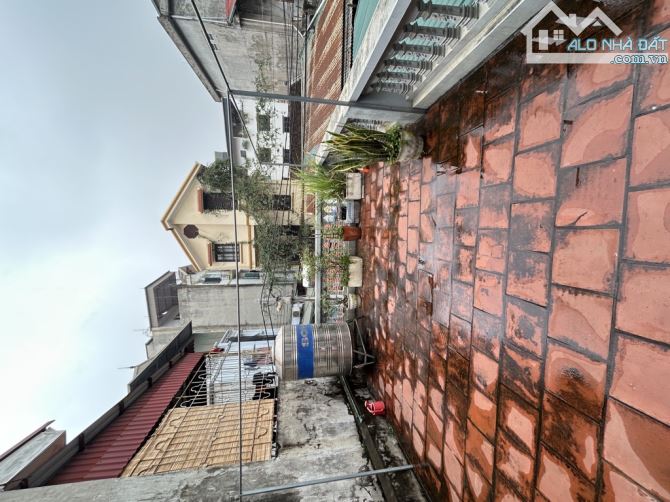 BÁN ĐẤT TẶNG NHÀ THƯỢNG THANH, LONG BIÊN, VỊ TRÍ ĐẸP, SÁT Ô TÔ TRÁNH, 50M2, HƠN 5 TỶ - 3