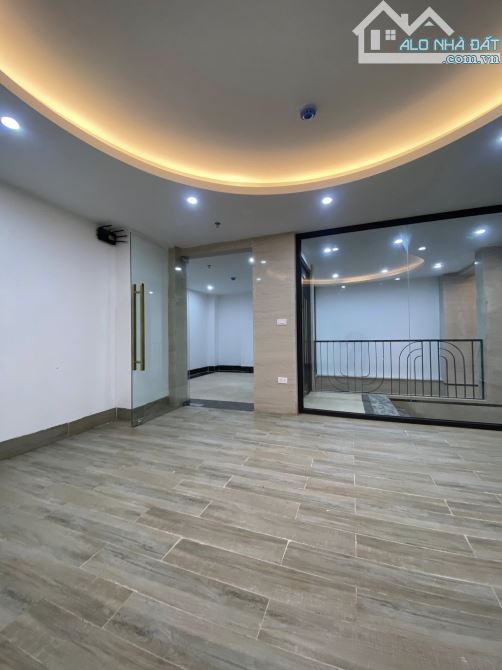 BÁN GẤP TÒA NHÀ CCMN ĐƯỜNG QUAN NHÂN. 160M2 - 8 TẦNG. THANG MÁY. 21 CĂN HỘ CHO THUÊ. - 3