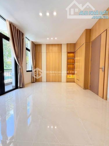 BÁN NHÀ ĐẸP MỚI XÂY 1T2L FULL THỔ CƯ, HẺM OTO PHƯỜNG 7- GIÁ 8.8 TỶ - 3