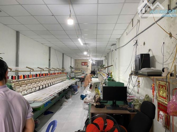 BÁN NHÀ TRUNG TÂM Q12 126M2 4.2M X 30M CHỈ HƠN 6 TỶ RẺ - 3
