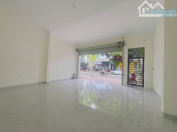 BÁN NGÀ KINH DOANH TỐT ĐƯỜNG TRẦN PHÚ NHÀ MỚI ĐẸP GIÁ TỐT PHƯỜNG THÀNH CÔNG - 3