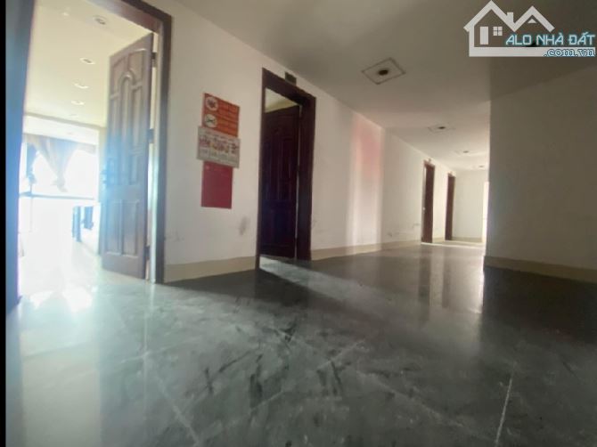 Hàng Đẹp/ 59 tỷ/ 8 Tầng/ 187/198 M2 . Mặt Phố.Hoàng Mai - 3