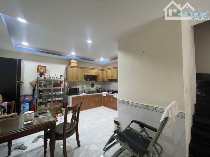 Nhà 2 tầng bên sông Hiệp Bình Chánh, gần chợ, thông Phạm Văn Đồng, Hoàn Công. Giá 4,35 Tỷ - 3