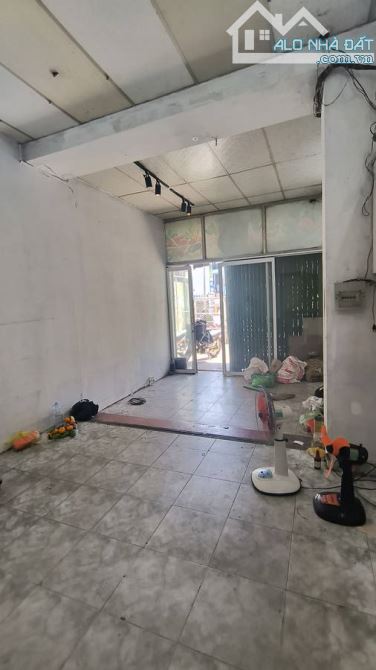 mặt tiền kinh doanh - đường 12m có lề Xô Viết Nghệ Tĩnh - sổ nở hậu- 4 tầng btct - 3