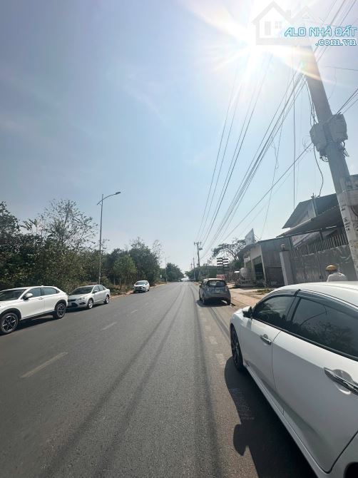 ĐẤT 2 MẶT TIỀN MAI THỊ LỰU PHƯỜNG EA TAM - 4